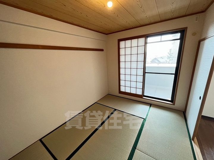 白鷹苦楽園マンションの寝室
