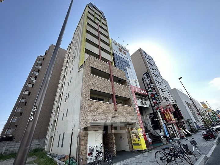 ラビン尼崎の外観