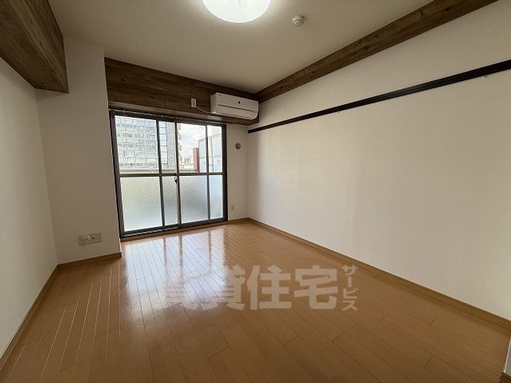 ラビン尼崎の寝室