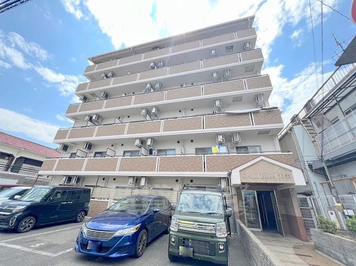 Grand Excel 天美の外観