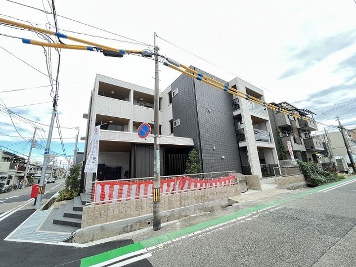 ヴィクトワール 庄の外観