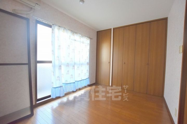 コア千代鶴の居間