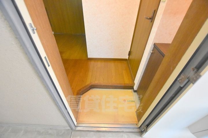 コア千代鶴の玄関