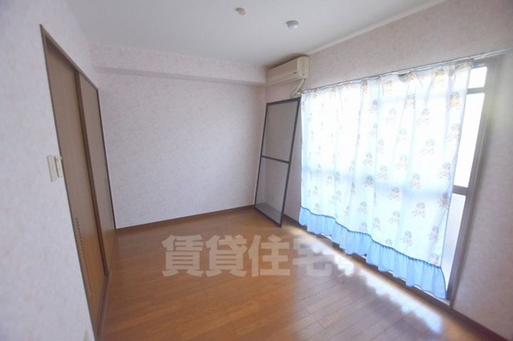 コア千代鶴の寝室