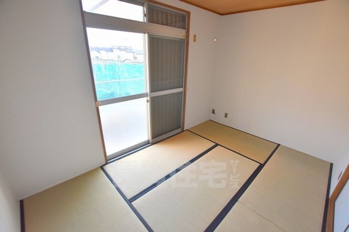 安田ハイツの居間