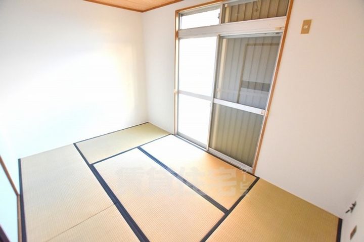 安田ハイツの居間