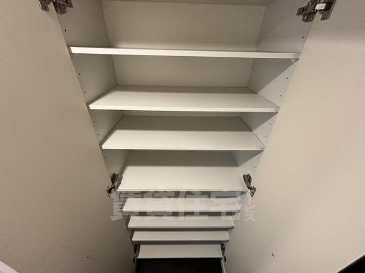 大阪府大阪市都島区都島北通1丁目の賃貸マンションの内装