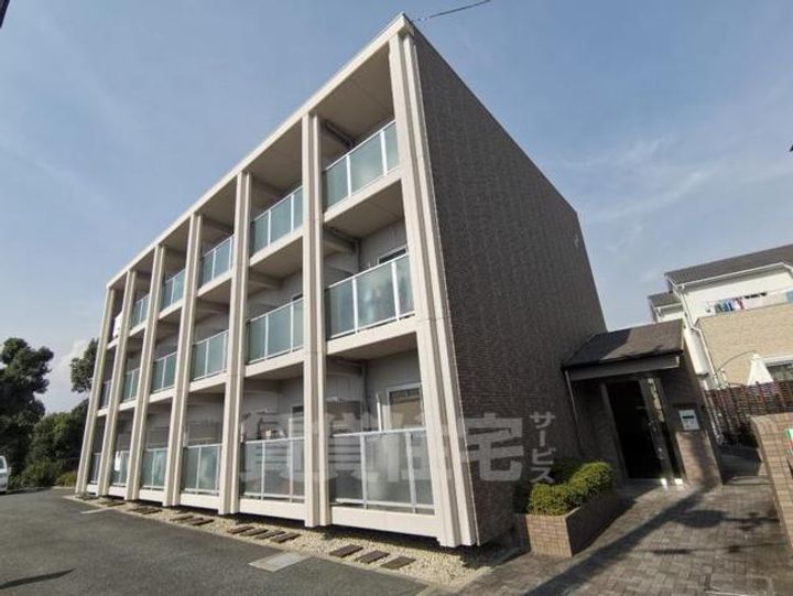 大阪府豊中市岡町北3丁目の賃貸マンションの外観