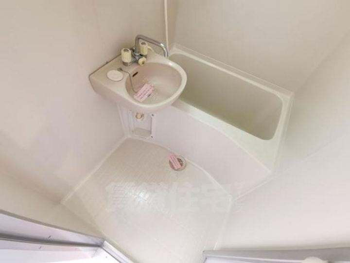 大阪府豊中市岡町北3丁目の賃貸マンションの風呂