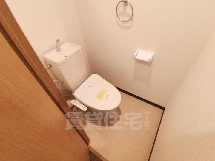 大阪府豊中市岡町北3丁目の賃貸マンションの内装