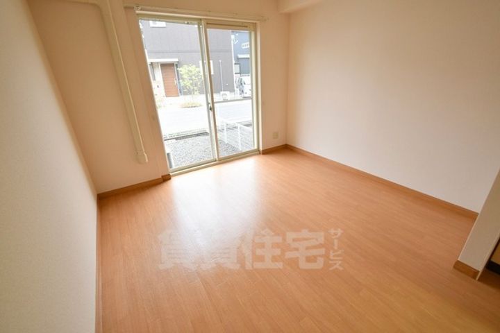 滋賀県守山市立入町の賃貸アパートの居間