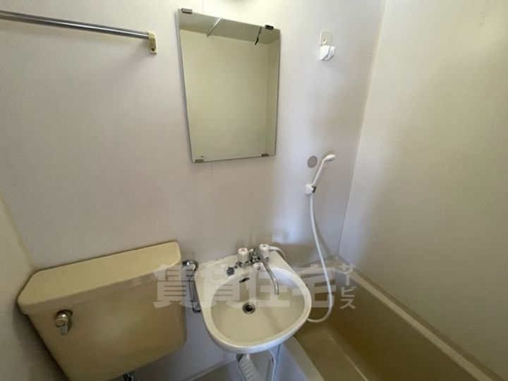 ロイヤル鳳2番館310の内装