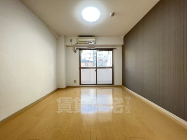 大阪府堺市北区長曽根町の賃貸マンションの居間