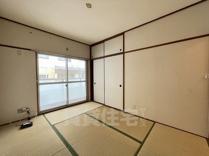 サンライフエーコーの居間