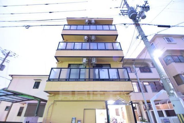コーリンハイツの外観