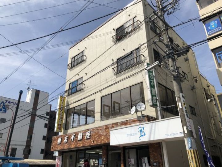 木下ビルの外観