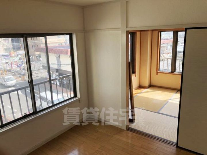 木下ビルの寝室