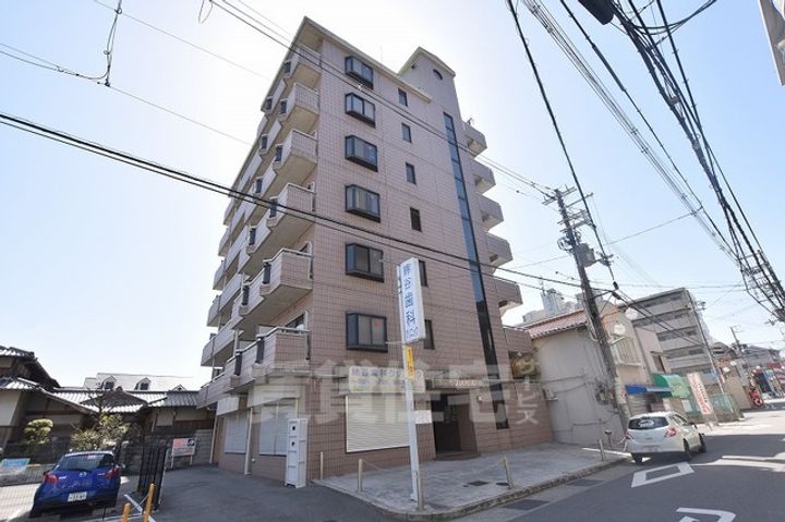 アルファビルの外観