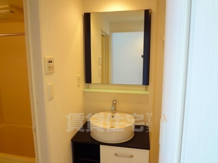福岡県福岡市博多区豊1丁目の賃貸マンションの内装