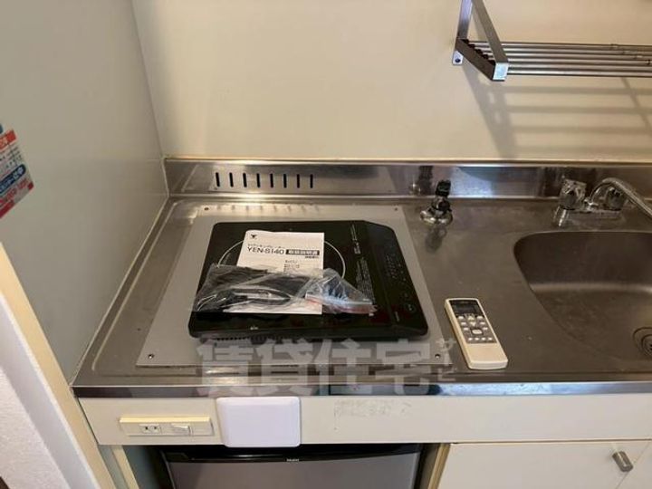 大阪府豊中市岡上の町1丁目の賃貸マンションのキッチン
