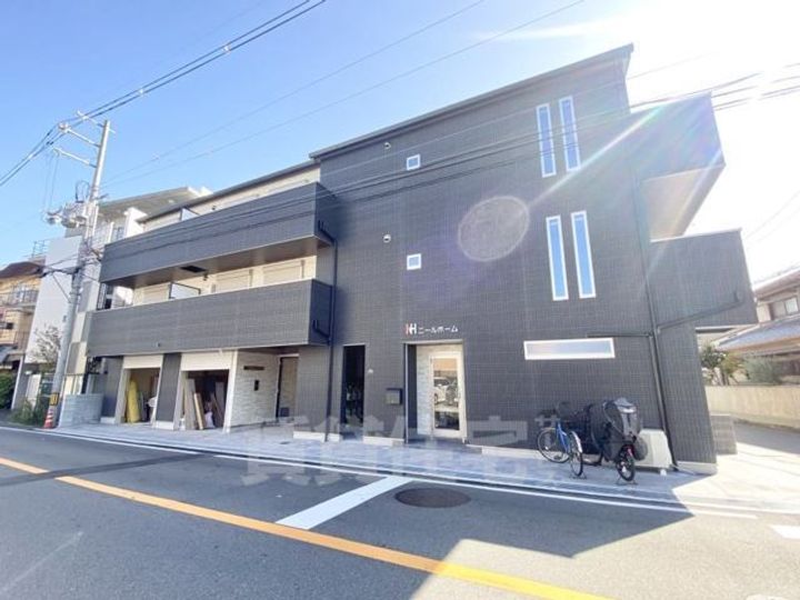 大阪府茨木市水尾1丁目の賃貸アパートの外観