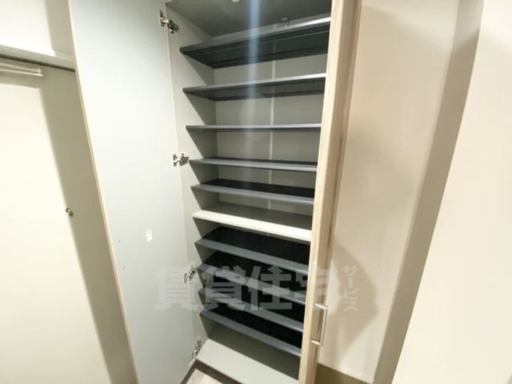 大阪府茨木市水尾1丁目の賃貸アパートの内装