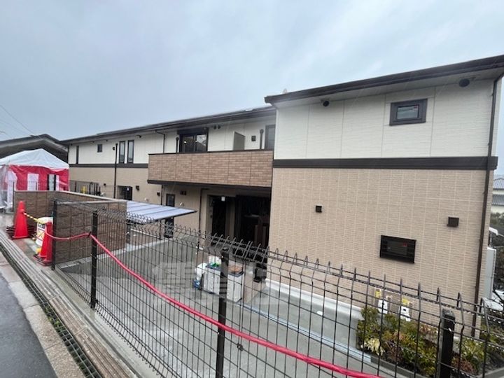 大阪府三島郡島本町高浜1丁目の賃貸アパートの外観