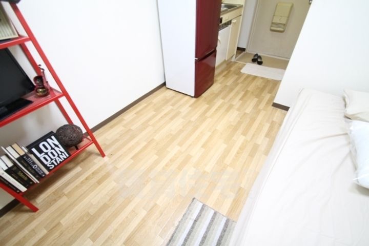 大阪府大阪市住吉区苅田4丁目の賃貸マンションの居間