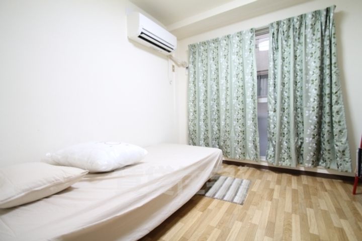 大阪府大阪市住吉区苅田4丁目の賃貸マンションの寝室