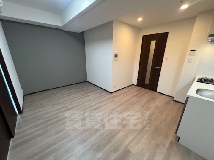 スプランディッド7の居間