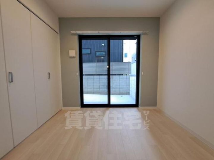 大阪府豊中市豊南町南1丁目の賃貸マンションの居間