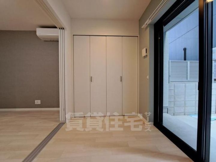 大阪府豊中市豊南町南1丁目の賃貸マンションの寝室