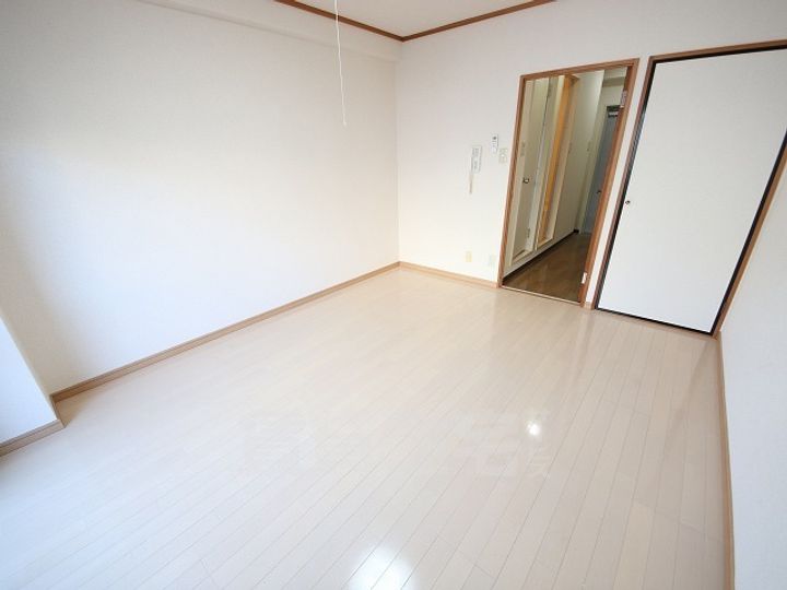 ニューセンチュリー玉串の内装