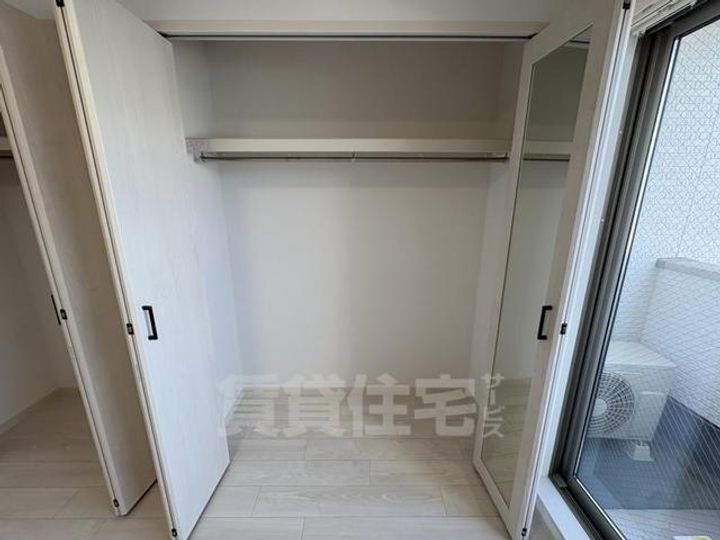 大阪府門真市野里町の賃貸アパートの内装