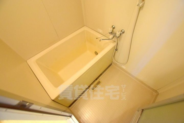 グランドハイツ杉田1の風呂