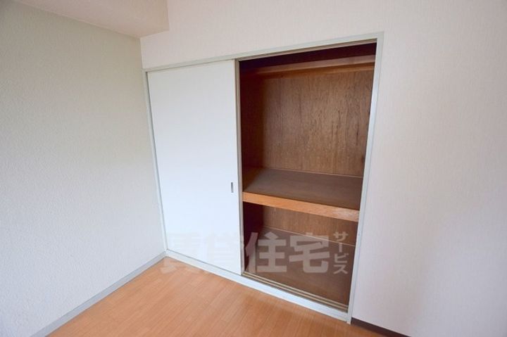 グランドハイツ杉田1の内装