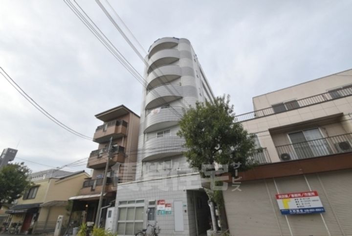 ラウンド2大儀の外観