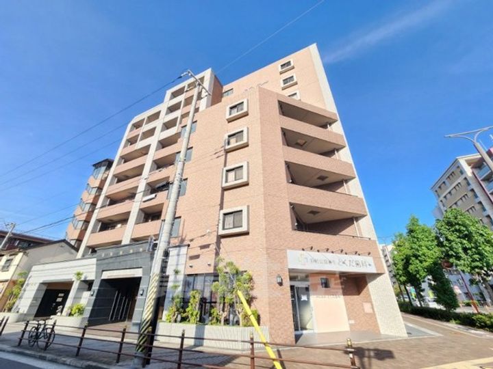 アルコローザの外観