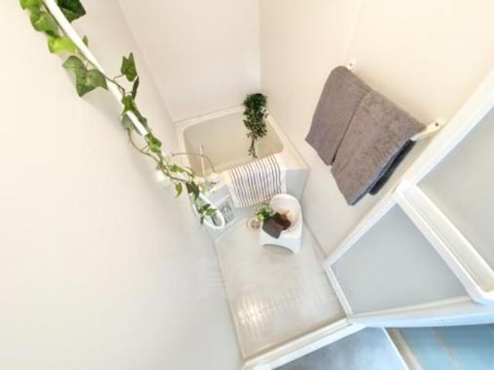 大阪府茨木市北春日丘3丁目の賃貸マンションの風呂