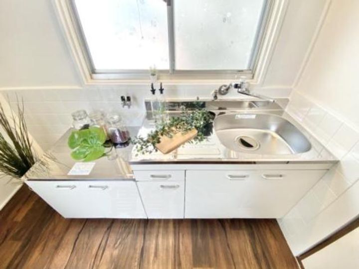 大阪府茨木市北春日丘3丁目の賃貸マンションのキッチン