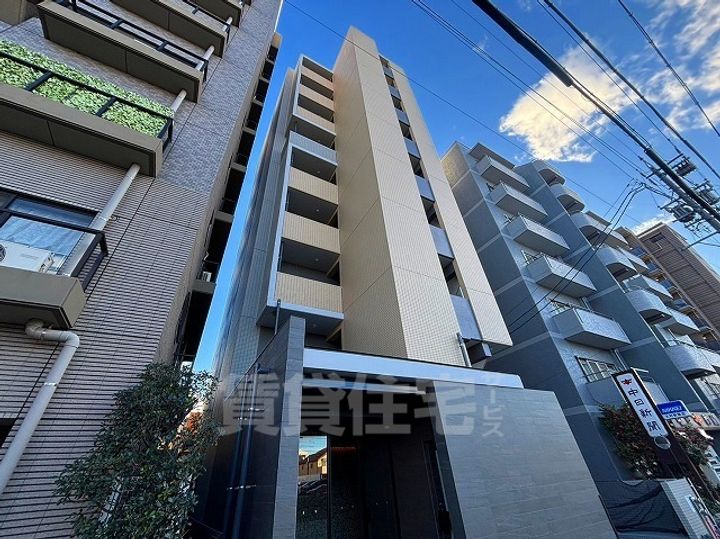 スリーアイランドタワー桜山の外観