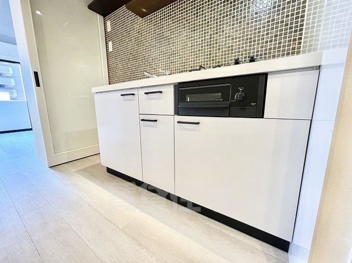 スリーアイランドタワー桜山のキッチン