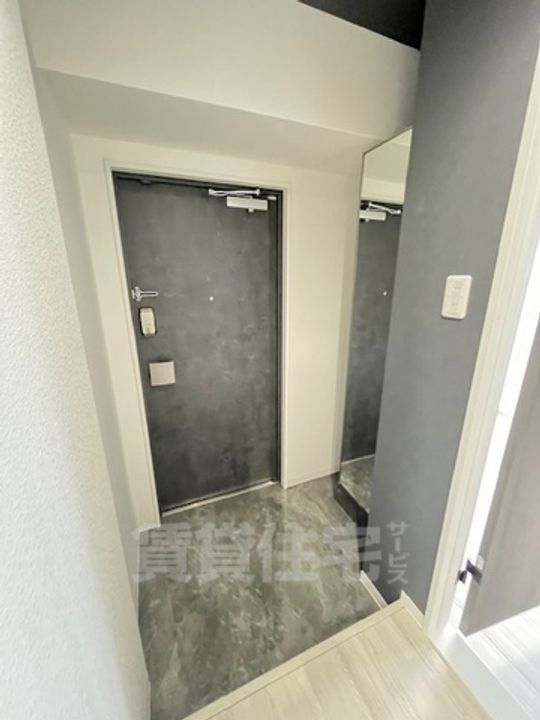 大阪府堺市堺区神明町西1丁の賃貸マンションの玄関