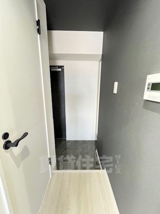 大阪府堺市堺区神明町西1丁の賃貸マンションの玄関