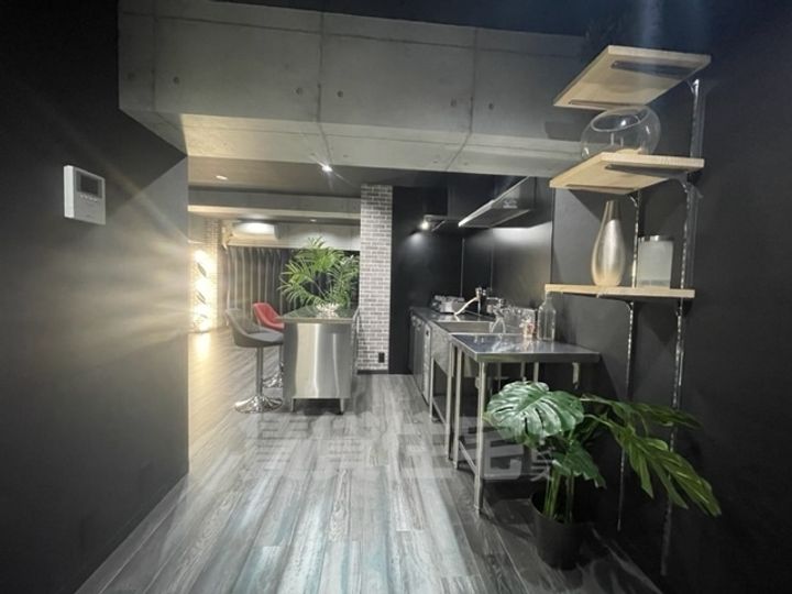 大阪府堺市堺区宿院町西3丁の賃貸マンションの内装