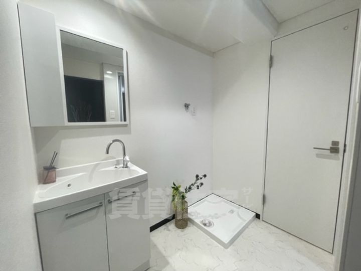 大阪府堺市堺区宿院町西3丁の賃貸マンションの内装