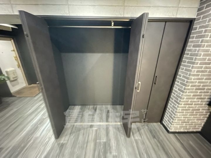 大阪府堺市堺区宿院町西3丁の賃貸マンションの内装