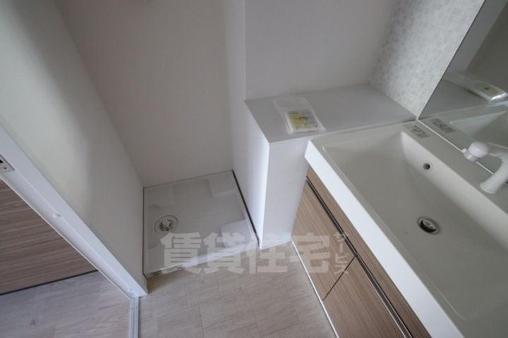 大阪府堺市堺区竜神橋町1丁の賃貸マンションの内装