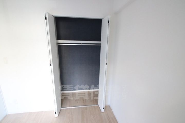 大阪府堺市堺区竜神橋町1丁の賃貸マンションの内装