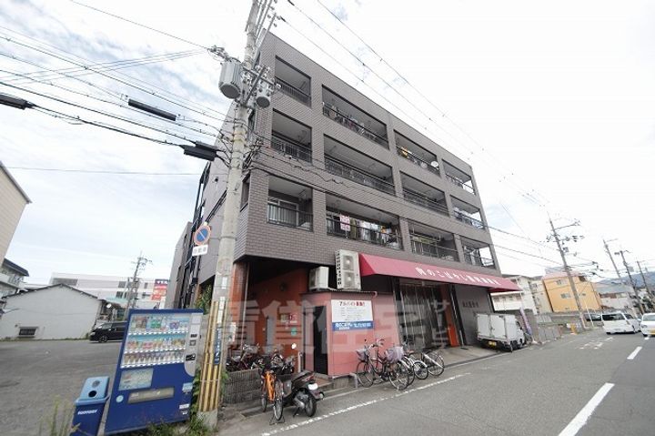 小林マンションの外観